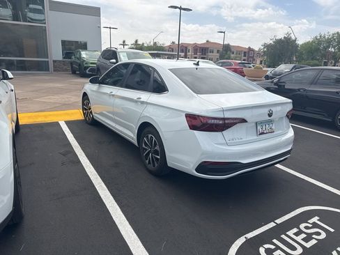 Certified 2023 Volkswagen Jetta S FWD image 9