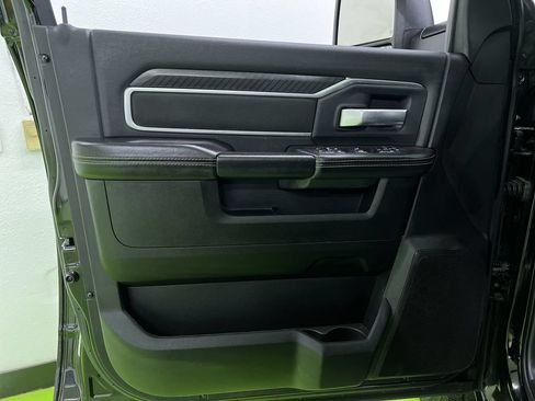 Used 2025 RAM 2500 Big Horn AWD/4WD image 17