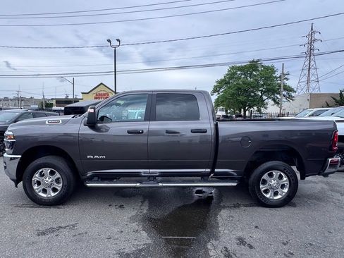 Used 2026 RAM 2500 Big Horn AWD/4WD image 4