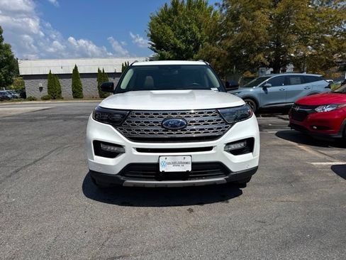 Used 2020 Ford Explorer Limited w/ Class III Trailer Tow Package RWD image 8