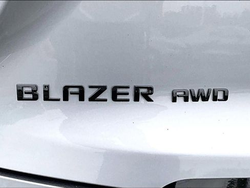 Used 2025 Chevrolet Blazer RS w/ Driver Confidence II Package AWD/4WD image 31