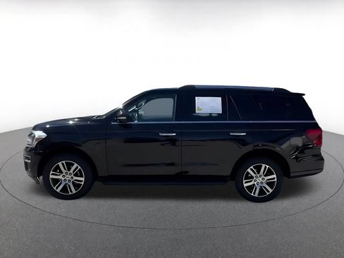 Used 2024 Ford Expedition Limited AWD/4WD image 8