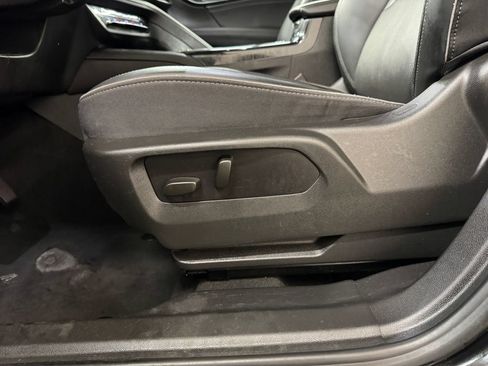 Used 2023 Buick Envision Essence AWD/4WD image 14