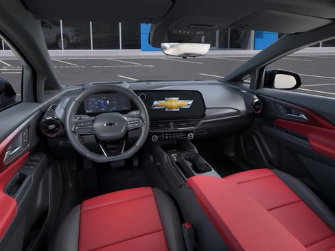 New 2025 Chevrolet Equinox EV RS w/ Convenience Package II AWD/4WD image 29