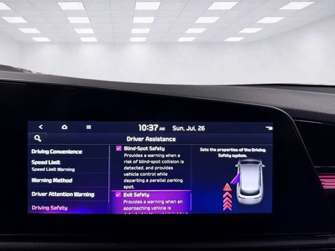 Used 2024 Kia Niro Wave w/ Wave Preserve Package FWD image 40