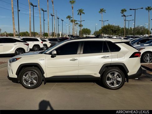 Used 2020 Toyota RAV4 Limited w/ Limited Grade Weather Package AWD/4WD image 3