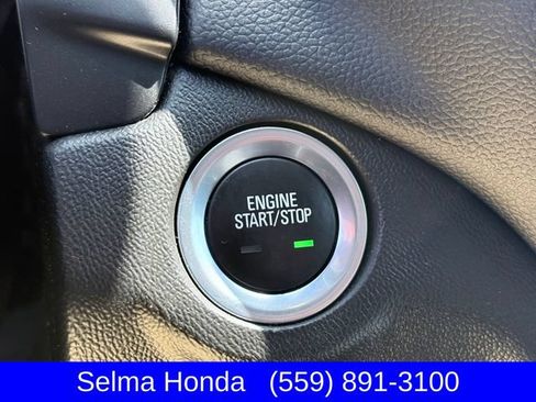 Used 2022 Chevrolet Equinox LT FWD image 18