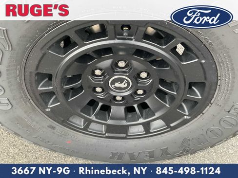 New 2026 Ford Bronco Badlands image 10