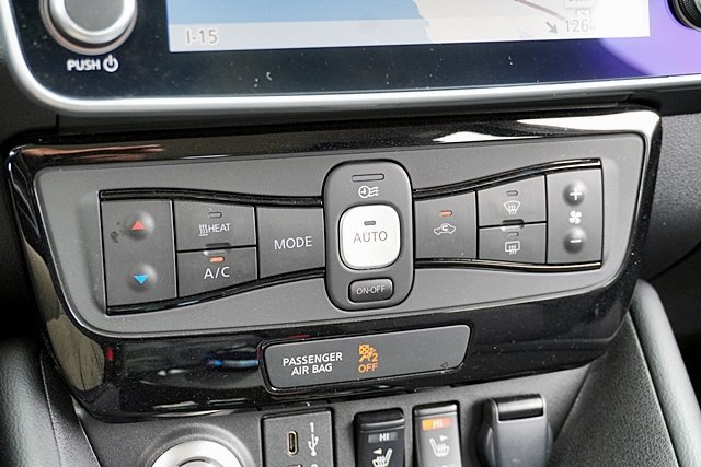 Certified 2025 Nissan Leaf SV Plus FWD image 39