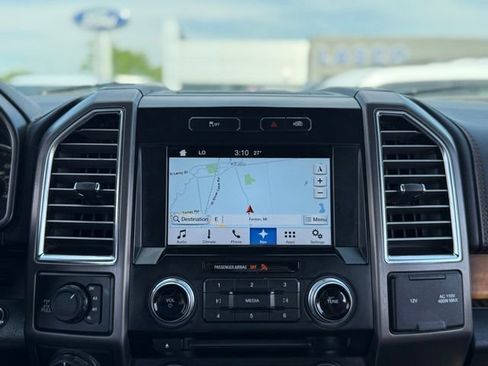 Used 2016 Ford F150 Limited AWD/4WD image 3
