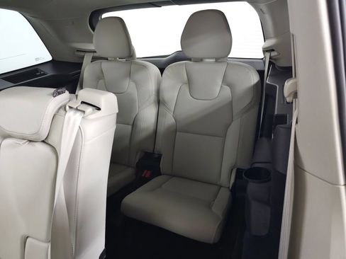 Certified 2024 Volvo XC90 T8 Ultimate AWD/4WD image 36