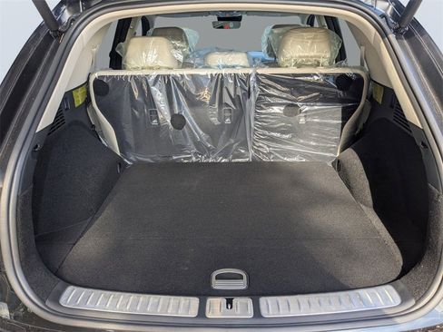 New 2026 Genesis GV70 2.5T Select image 11