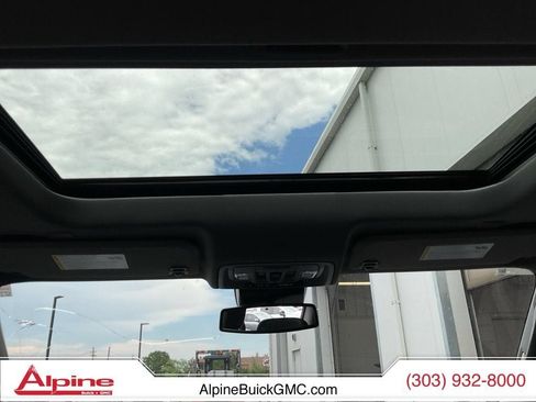 Used 2024 GMC Sierra 1500 SLT w/ SLT Premium Plus Package AWD/4WD image 17
