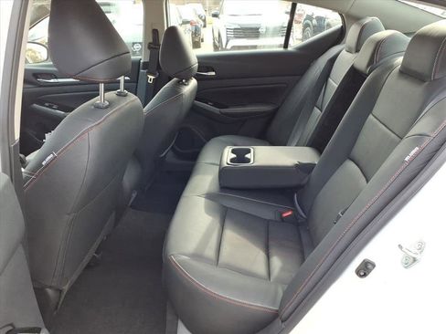 New 2025 Nissan Altima 2.5 SR image 39