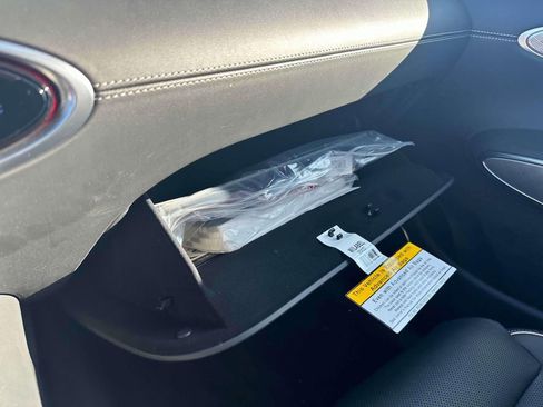 New 2025 Genesis Electrified GV70 Advanced w/ Prestige Package image 29