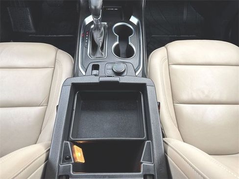 Used 2023 Chevrolet Traverse LT w/ LT Premium Package image 35