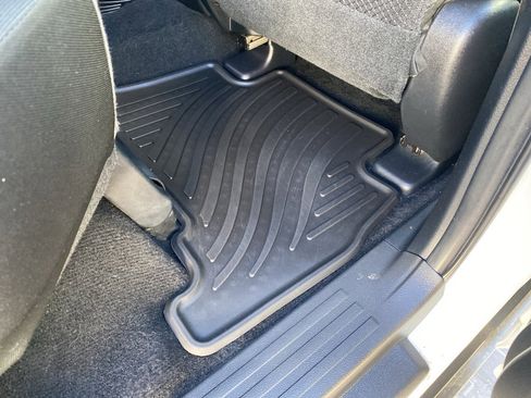 Used 2016 Toyota 4Runner image 12