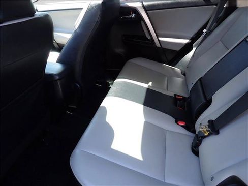 Used 2018 Toyota RAV4 Limited w/ Advanced Technology Package AWD/4WD image 10