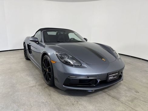 Certified 2025 Porsche 718 Boxster image 9