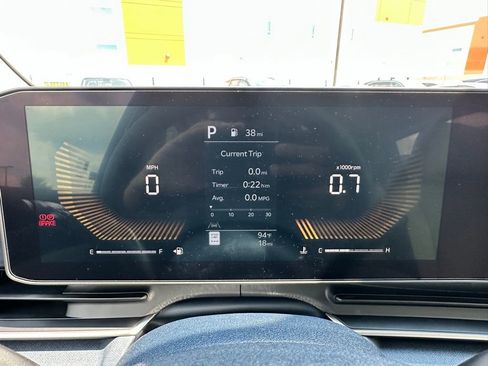 New 2026 Kia Carnival EX image 17