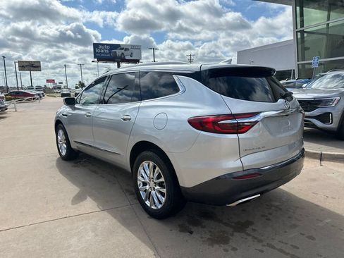Used 2020 Buick Enclave Premium w/ Sun and Sites Package FWD image 7