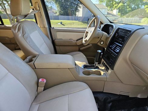Used 2007 Ford Explorer Sport Trac Limited AWD/4WD image 19