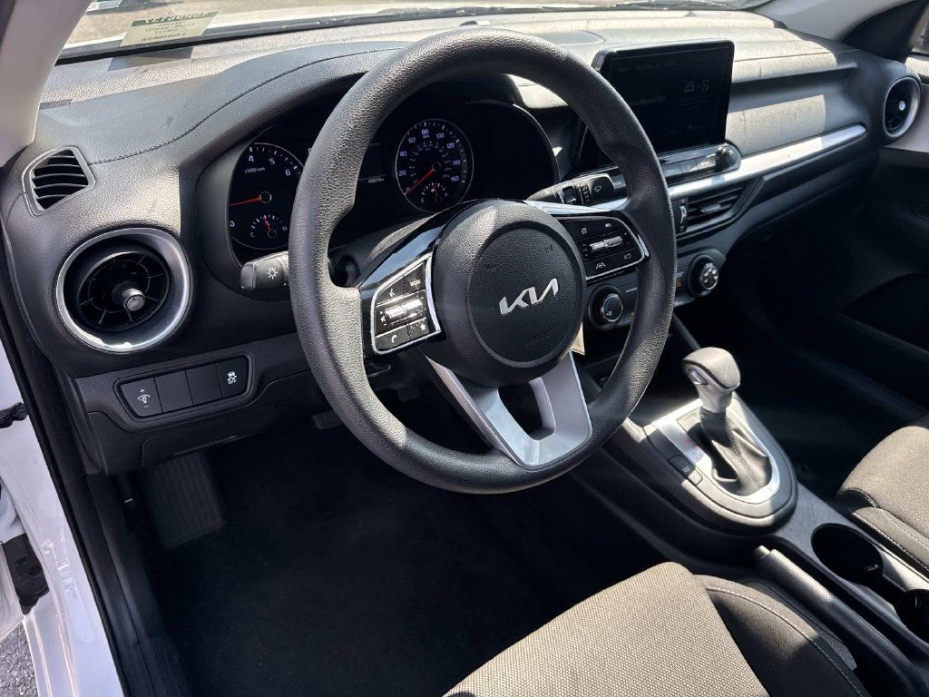 Used 2024 Kia Forte LXS FWD image 24