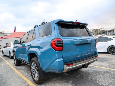 Used 2025 Toyota 4Runner Limited image 8