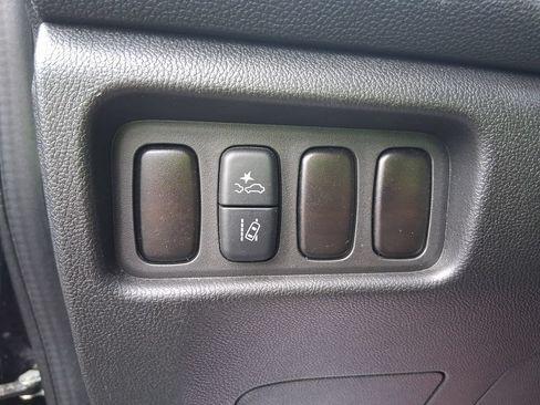 Used 2025 Mitsubishi Outlander Sport AWD image 29