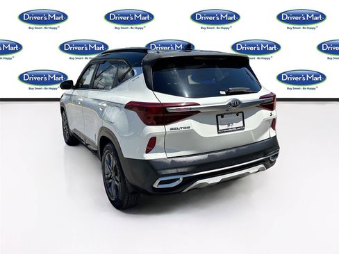 Used 2021 Kia Seltos S FWD image 5