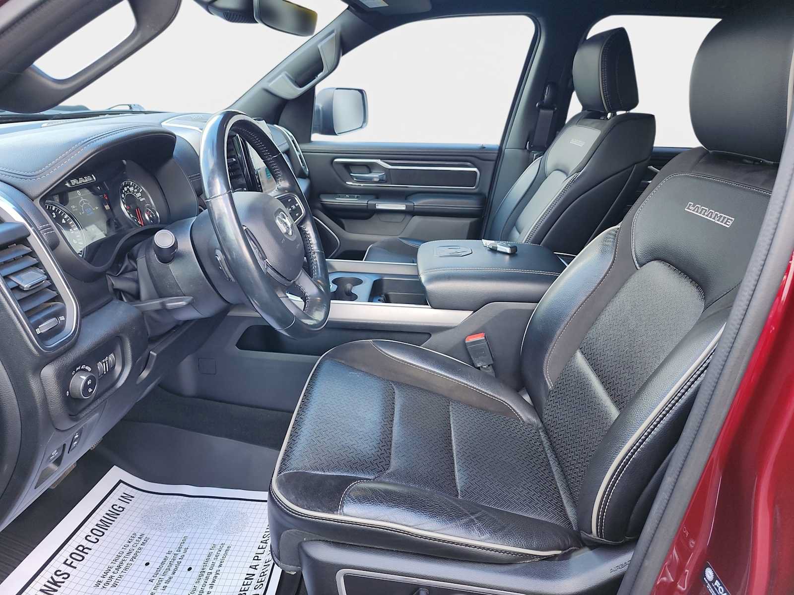 Used 2023 RAM 1500 Laramie AWD/4WD image 11