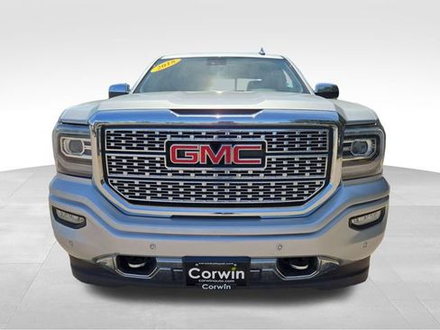 Used 2018 GMC Sierra 1500 Denali w/ Denali Ultimate Package AWD/4WD image 4