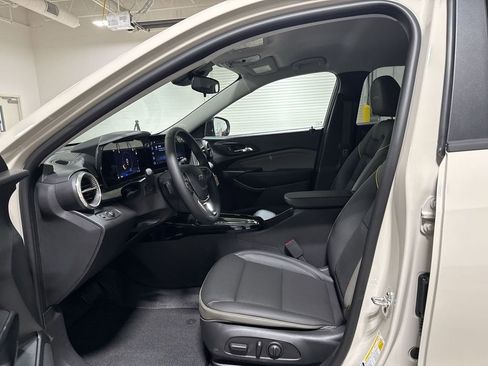 New 2026 Chevrolet Trax ACTIV w/ Driver Confidence Package image 19