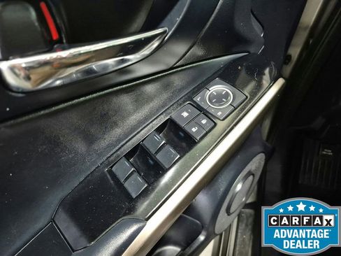 Used 2016 Lexus IS 200t w/ Premium Package RWD image 38