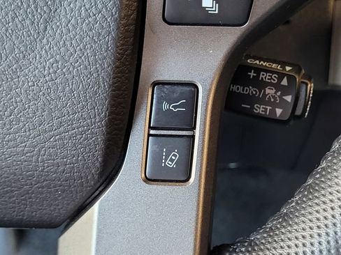 Certified 2021 Toyota Tacoma TRD Off-Road w/ TRD Premium Off Road Package AWD/4WD image 32