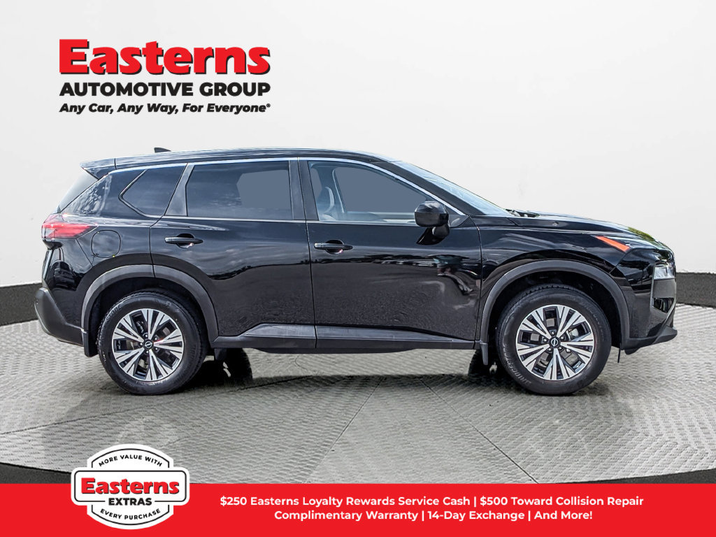 Used 2023 Nissan Rogue SV AWD/4WD image 8