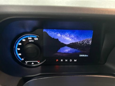 Used 2024 Ford Bronco Everglades AWD/4WD image 16