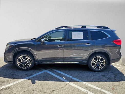 Used 2023 Subaru Ascent Touring AWD/4WD image 6
