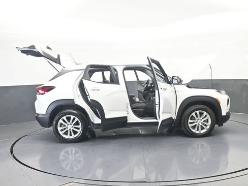 Used 2023 Chevrolet TrailBlazer LS AWD/4WD image 67