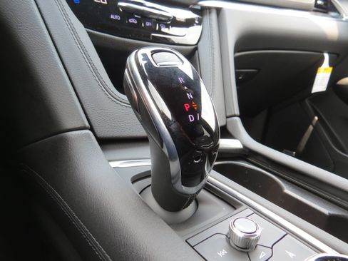 New 2025 Cadillac XT5 Premium Luxury w/ Technology Package image 32