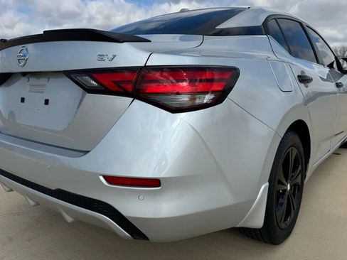 Used 2023 Nissan Sentra SV image 9