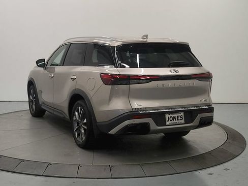 Used 2023 INFINITI QX60 Luxe w/ Cargo Package AWD/4WD image 7