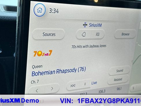 Used 2023 Ford Transit 350 XLT image 33