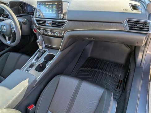 Certified 2018 Honda Accord EX image 21