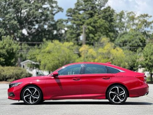 Used 2019 Honda Accord Sport image 8