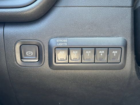 Used 2022 Chevrolet Silverado 2500 W/T w/ WT Fleet Convenience Package AWD/4WD image 11