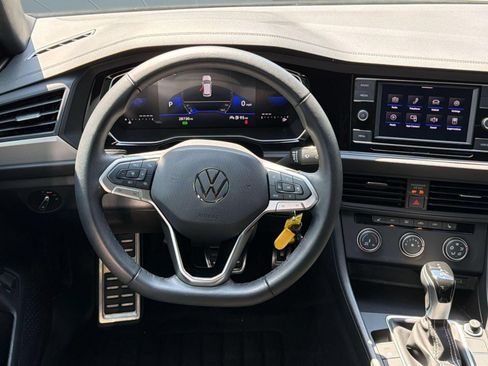 Used 2024 Volkswagen Jetta Sport FWD image 25