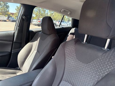 Used 2018 Toyota Prius Three FWD image 21