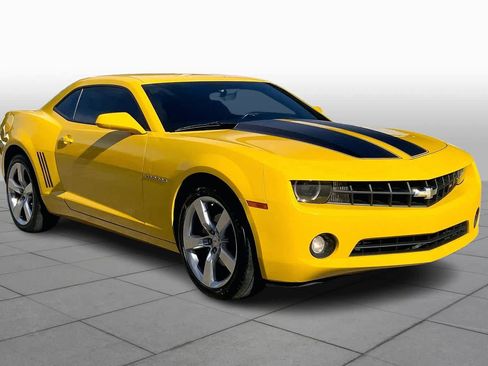Used 2011 Chevrolet Camaro LT w/ RS Package image 2