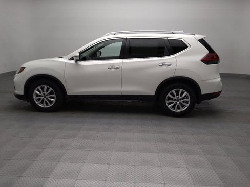 Used 2020 Nissan Rogue SV FWD image 3